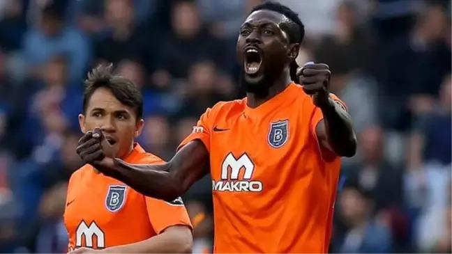 Başkan açıkladı! Adebayor, protokolde imzasını attı