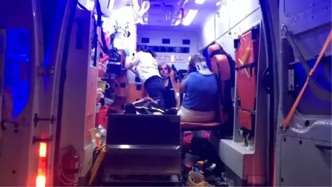 Antalya'da tur otobüsü devrildi: 1 ölü, 29 yaralı (2)- yeniden