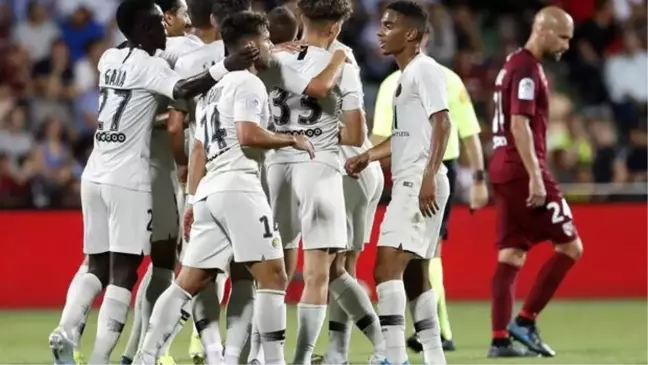 Galatasaray'ın rakibi PSG, Metz'i 2 golle geçti