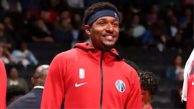 Wizards'tan Bradley Beal'a 2 yıl için 72 milyon dolar daha!