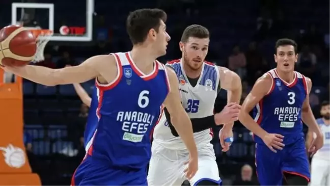 Anadolu Efes'ten Arel'e büyük fark