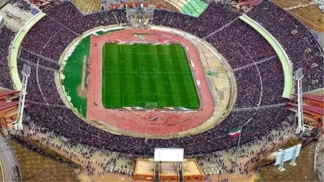 Mustafa Denizli'nin Traktör Sazi'si seyirci sıralamasında zirvede