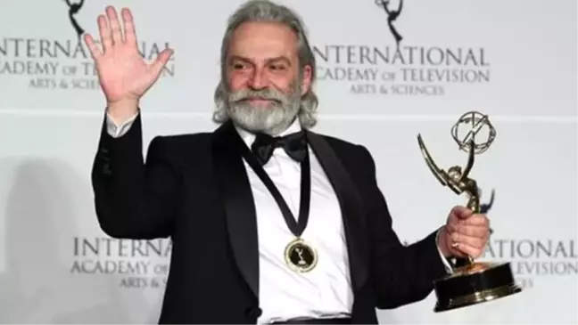 Haluk Bilginer, Şahsiyet dizisindeki performansıyla Uluslararası Emmy Ödülleri'nde En İyi Erkek...