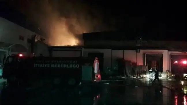 Düzce'de fabrikada yangın