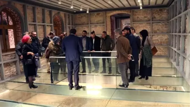 Tarihi binanın restorasyonu sırasında bulunan mozaik koruma altına alındı