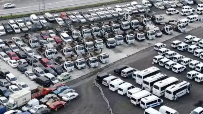 Otoparklara toplanan İstanbul Trafik Vakfı çekicileri havadan görüntülendi