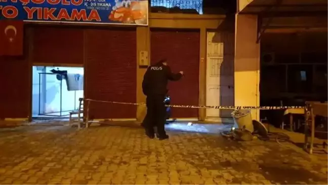 Evinin önünde tabancayla vurularak yaralandı