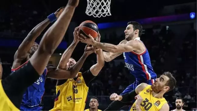 THY Avrupa Ligi'nde Anadolu Efes, yarın Barcelona'ya konuk olacak