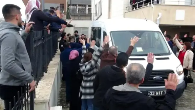 Kız kardeşini öldürmekle suçlanan başkanın yargılanmasına başlandı