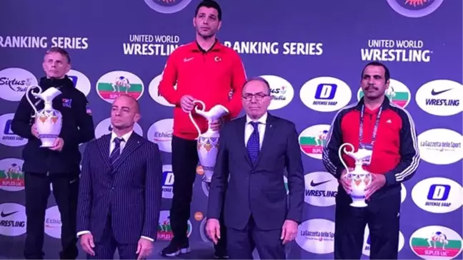 Matteo Pellicone Güreş Turnuvası'nda Türkiye rüzgarı!