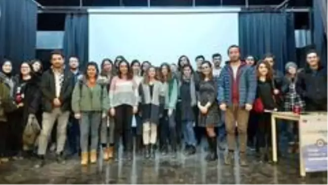 Gençlere Avrupa fırsatları anlatılıyor