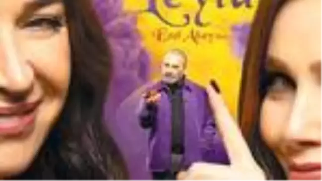9 Kere Leyla'nın afişi hazır