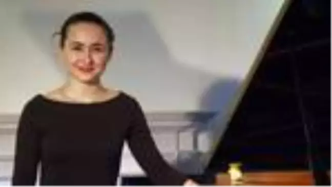 Ödüllü piyanist Anna Tsybuleva CRR'de