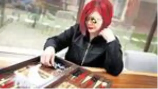 Emel Müftüoğlu