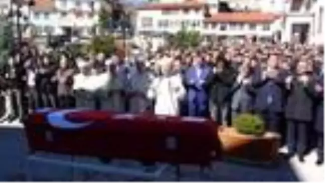 Almanya'daki ırkçı saldırıda ölen Fatih Saraçoğlu, Çorum'da toprağa verildi