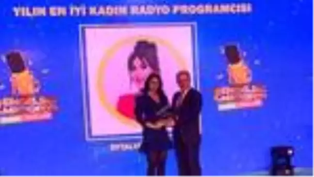 Radyo D Programcılarına Anlamlı Ödül!