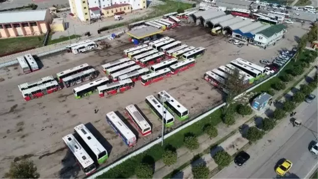 AK Parti'li Gülaçtı: Adana'da belediye otobüs seferleri azaldı