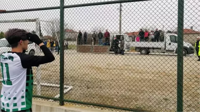 Futbol sevgisi corona virüsü dinlemedi