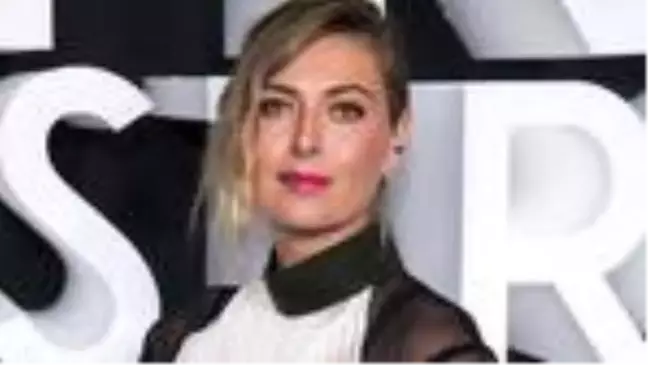 Numarasını paylaşan Sharapova rekor kırdı! 40 saatte...