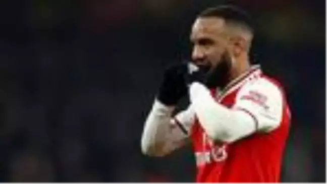 Arsenal'in yıldızları corona virüsü yasağını deldi!