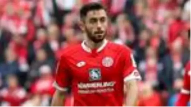 Son dakika ! Galatasaray'da Belhanda'nın yerine Yunus Mallı