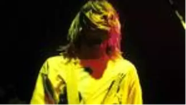 Kurt Cobain'in gitarı satışa çıkıyor