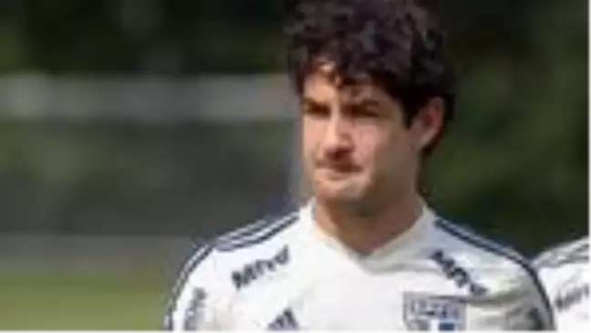 Süper Lig takımlarının transfer gözdesi Alexandre Pato, boşta kaldı!