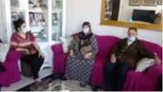 Sultangazi'de yaşlı çifti FETÖ yalanıyla 166 bin lira dolandırdılar