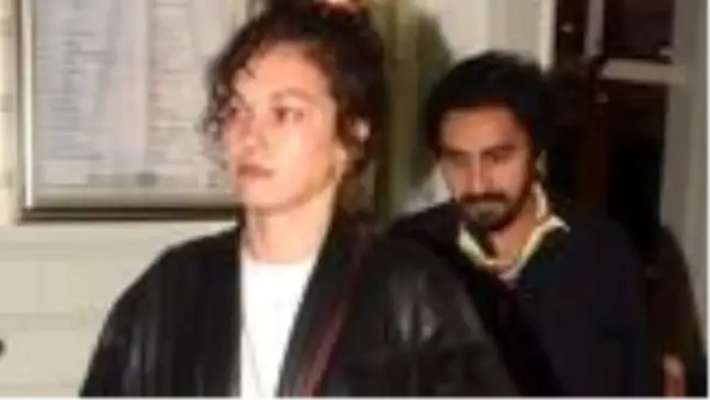 Evlilik sorusu Melisa Şenolsun'u gülümsetti