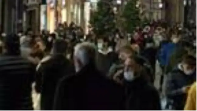 TAKSİM'DE KISITLAMA ÖNCESİ YOĞUNLUK