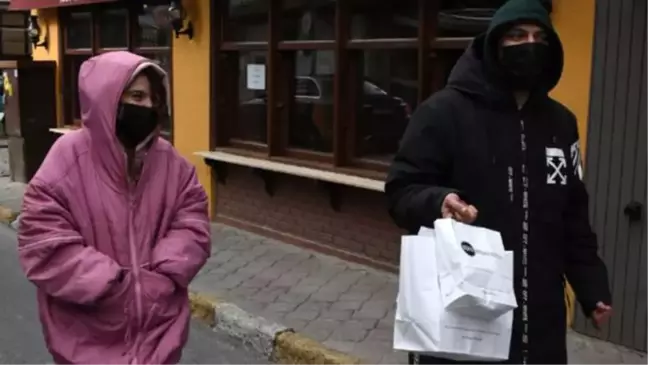 Aslı Bekiroğlu'ndan ilk poz