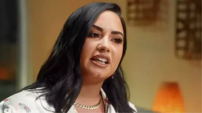 28 yaşındaki Demi Lovato açıkladı: Üç kez felç, bir kez kalp krizi geçirdim, beynimde hasar oluştu