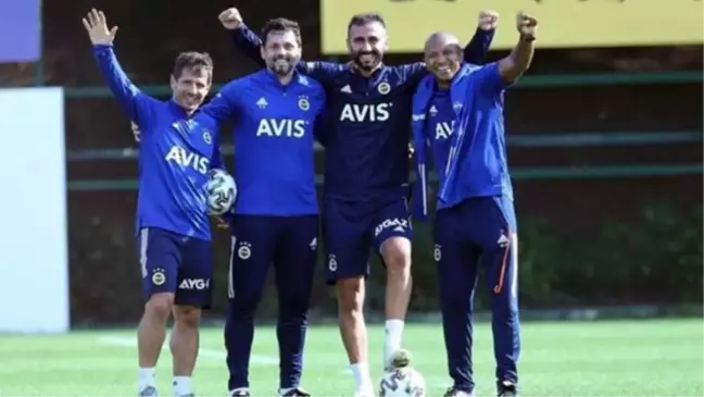 Fenerbahçe Teknik Direktörü Erol Bulut'un yerine Okan Buruk'un geleceği iddiası