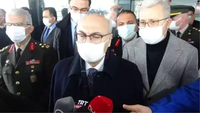 Son dakika haber: Foça'da askeri eğitim uçağı, denize düştü; 2 pilot sağ kurtarıldı (6)