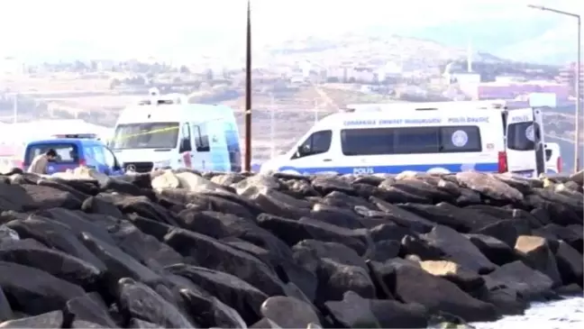 Bandırmada mendirek sahili yayalara kapatıldı