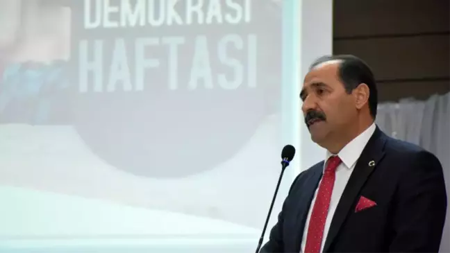Demokrasi ve İnsan Hakları Günü Kutlandı