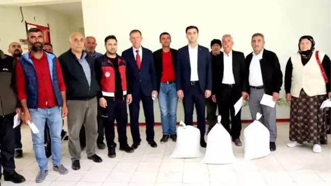 Bingöl'de çiftçilere fasulye tohumu dağıtıldı