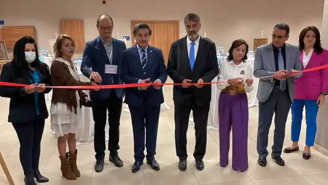 Karabük'teki sempozyumda deri,
