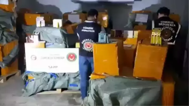 Sınır kapısındaki TIR'da 62 bin kaçak elektronik sigara ele geçirildi