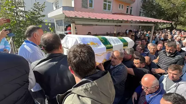 Son dakika haberi! Maden ocağındaki patlamada hayatını kaybeden işçilerden Emrah Kaval, son yolculuğuna uğurlandı