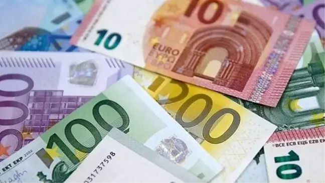 Rüyada Euro görmek ne anlama gelir? Rüyada kağıt Euro parası görülmesi, rüyada Euro ve Dolar almak ne demek?
