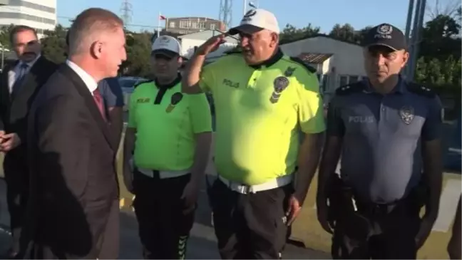 İstanbul Valisi Davut Gül, Şehit Sinan Acar Polis Kontrol Noktasını ziyaret etti