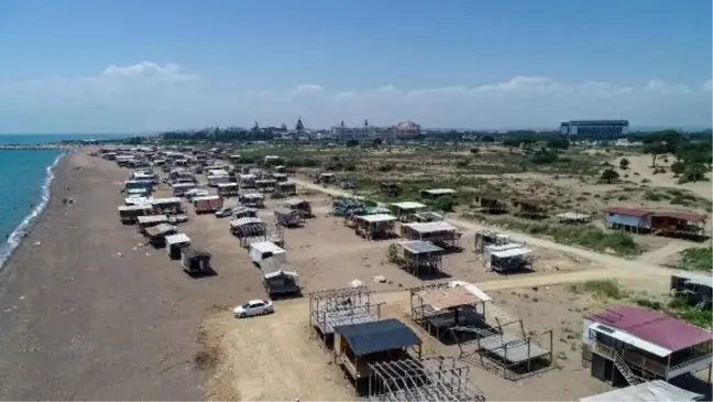 Nesli tükenmekte olan kaplumbağaların yuvalama alanı olan çardak kentte yaşayanlar güneş panelleri bağladı