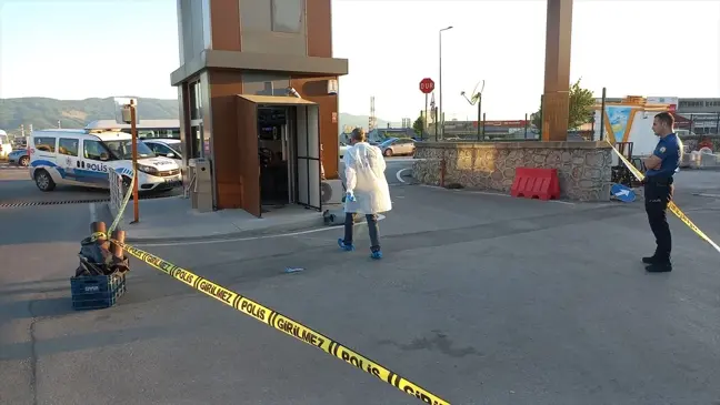 Körfez'deki silahlı kavgada hayatını kaybeden belediye personelinin cenazesi toprağa verildi