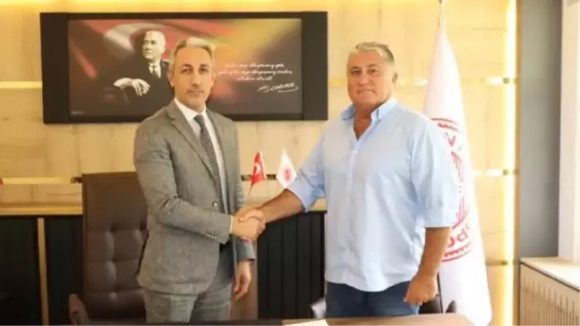Batman Petrolspor'un yeni teknik direktörü Mesut Toros oldu