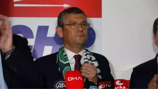 Özgür Özel, Kocaeli İl Başkanlığı'nı ziyaret etti