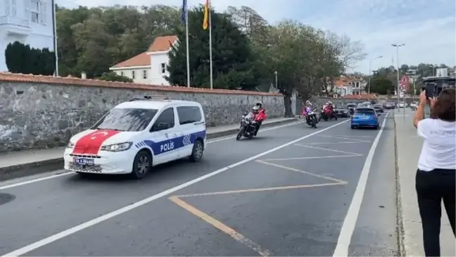 Tarabya Sahili'nde Polis ve Jandarma Konvoyu