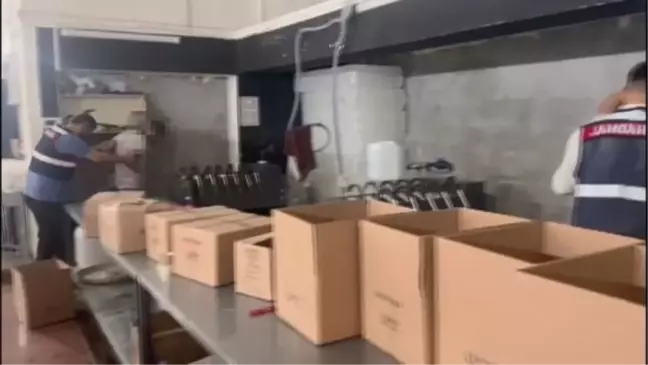 İstanbul'da Kaçak İçki Operasyonu: 7 Gözaltı
