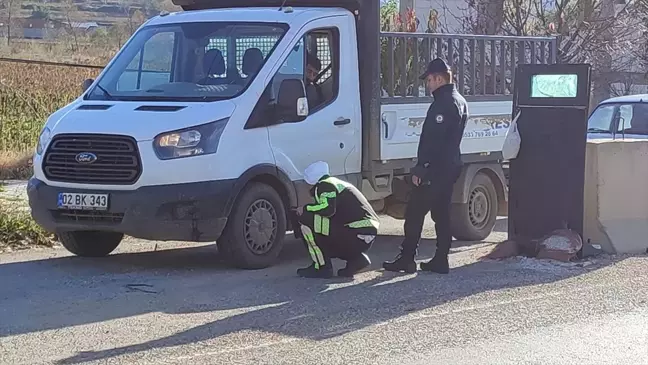 Adıyaman'da kış lastiği denetimi yapıldı