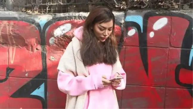 Oryantal Didem Kınalı'nın 70 Bin TL Değerindeki Telefonu Kapkaççılar Tarafından Çalındı